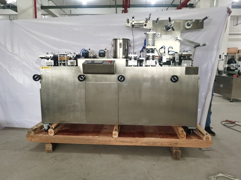 DPP140y Liquid honey Jam makeup blister packing machine